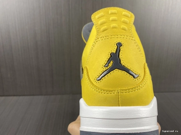 Lightning 4 Air CT8527-700 Retro Jordan 0704